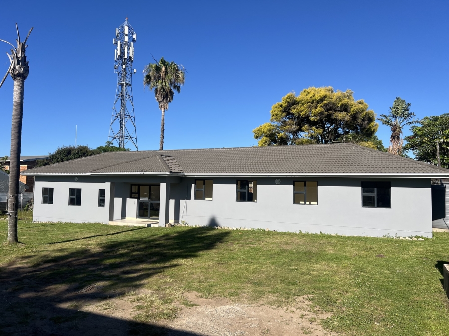 Commercial Property for Sale in Vincent Eastern Cape